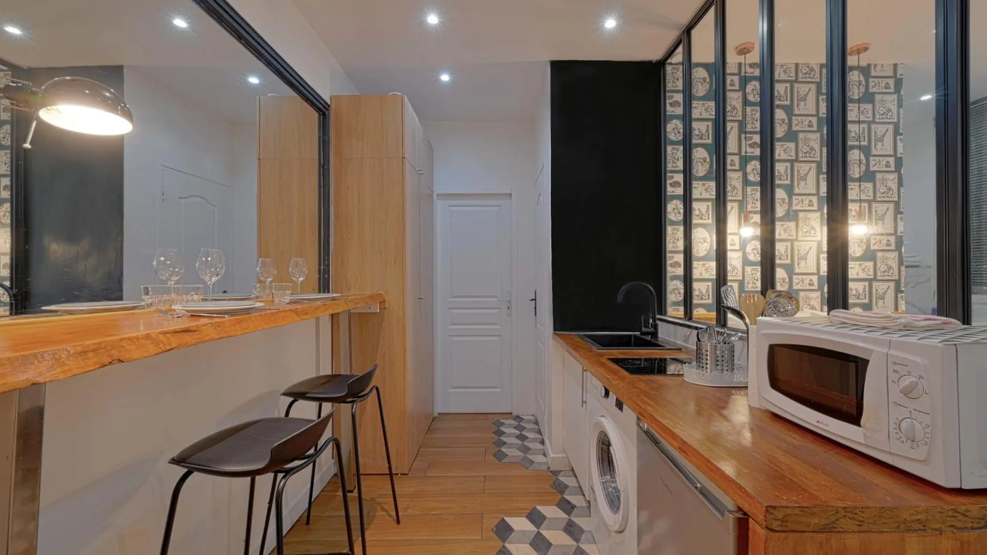 Cosy Studio Eiffel Paris France